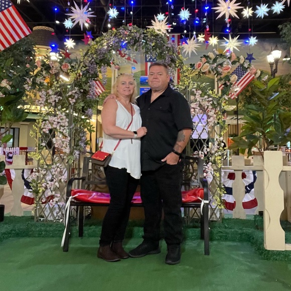 MEET ME. This is our life 😊🤪🤩 - Picture 12 of 16